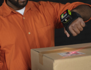 Wearables Zebra : la solution pour une logistique efficace et mains libres